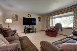 2510 Willow Brook Dr NW, Dover, OH 44622 - Photo 9
