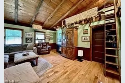 477 Burnt Hill Road, Williamstown, WV 26187 - Photo 15