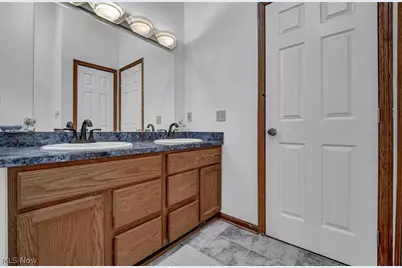 7358 Oakhill Road, Oakwood, OH 44146 - Photo 11