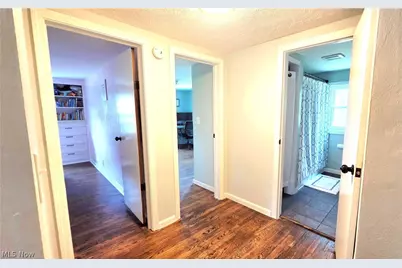 7907 Baumhart Road, Amherst, OH 44001 - Photo 21