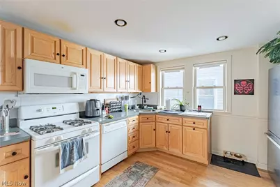 2409 Montclair Avenue, Loveland, OH 44109 - Photo 7
