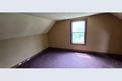 16516 Lipton Avenue, Loveland, OH 44128 - Photo 17