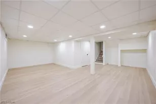 1700 Karg Dr, Akron, OH 44313 - Photo 19