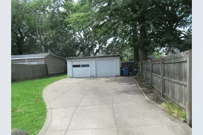 1520 Ridgewood Avenue, Oakwood, OH 44107 - Photo 3