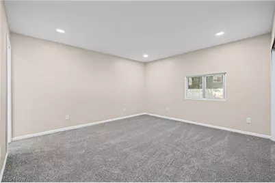 1398 Cordova Avenue, Akron, OH 44320 - Photo 13