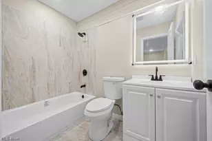 1398 Cordova Ave, Akron, OH 44320 - Photo 9