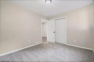 1398 Cordova Ave, Akron, OH 44320 - Photo 15