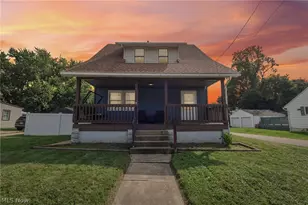 202 N Nickel Plate St, Louisville, OH 44641 - Photo 3