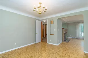 1397 W Sprague Rd, Grandview Heights, OH 44147 - Photo 7