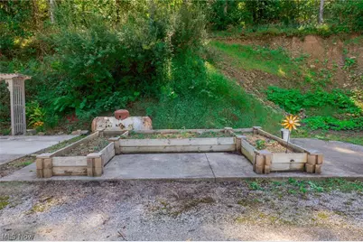 13420 Township Road 26, Killbuck, OH 44637 - Photo 11