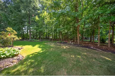 9144 Oakview Court, Twinsburg, OH 44087 - Photo 37