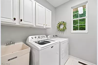 9144 Oakview Court, Twinsburg, OH 44087 - Photo 17