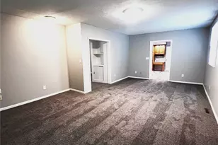 801 Spangler St NE, Canton, OH 44714 - Photo 5