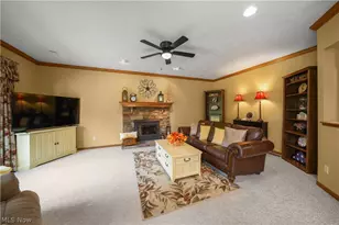 159 Kingston Dr, Aurora, OH 44202 - Photo 11
