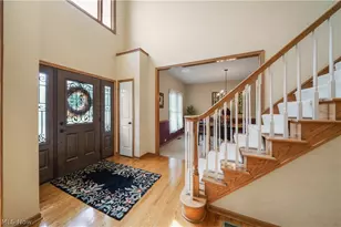 159 Kingston Dr, Aurora, OH 44202 - Photo 3
