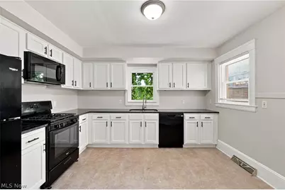 1373 Thoreau Road, Oakwood, OH 44107 - Photo 7