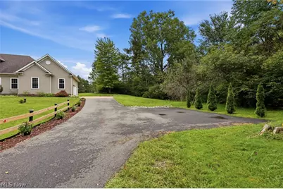 9555 S Brown Road, Chardon, OH 44024 - Photo 47