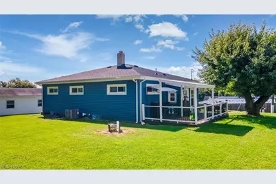 407 Diana Drive, Hopedale, OH 43976 - Photo 7