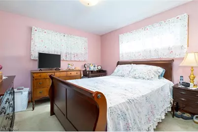 407 Diana Drive, Hopedale, OH 43976 - Photo 33