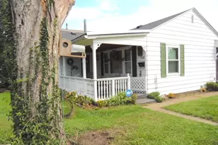 508 Coe Ave, Coshocton, OH 43812 - Photo 3