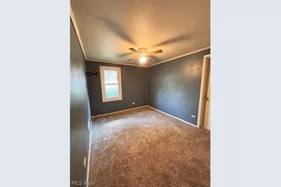 129 S Surry Road, East Liverpool, OH 43920 - Photo 11