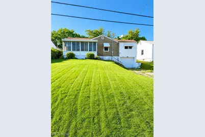129 S Surry Road, East Liverpool, OH 43920 - Photo 1