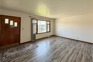 131 Beverly Ln, Wintersville, OH 43953 - Photo 5