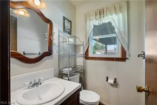 4474 Woodridge Dr, Youngstown, OH 44515 - Photo 31