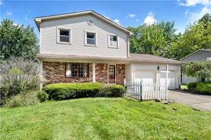 4474 Woodridge Dr, Youngstown, OH 44515 - Photo 7