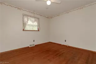 6372 Clearair Dr, Mentor, OH 44060 - Photo 17