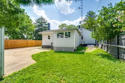 347 Buckeye Avenue, Alliance, OH 44601 - Photo 3