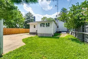 347 Buckeye Ave, Alliance, OH 44601 - Photo 3