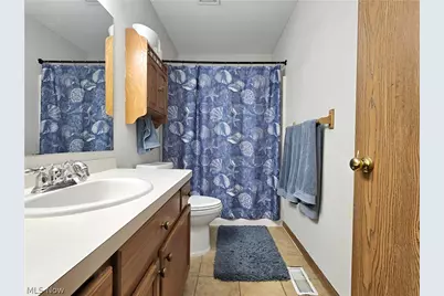 1184 Hayes Avenue, Eastlake, OH 44094 - Photo 15
