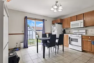 1184 Hayes Ave, Eastlake, OH 44094 - Photo 9