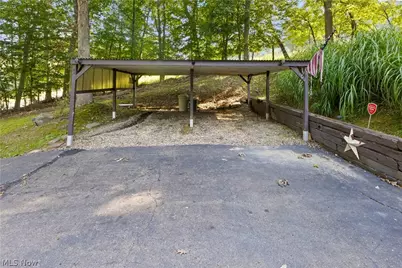 2082 Wylie Ridge Road, Weirton, WV 26062 - Photo 11