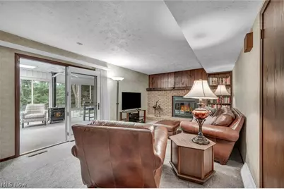 5931 Linder Circle NE, Canton, OH 44721 - Photo 5