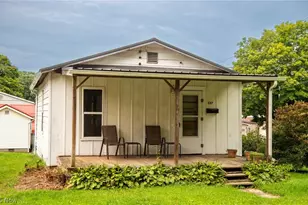 537 N 16th St, Coshocton, OH 43812 - Photo 1