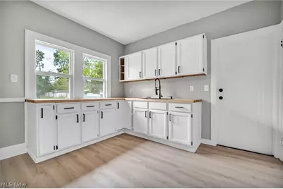 3692 Martin Luther King Jr Drive, Loveland, OH 44105 - Photo 13