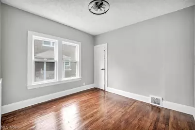 3692 Martin Luther King Jr Drive, Loveland, OH 44105 - Photo 19