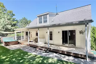 404 Sweetvalley, Kelleys Island, OH 43438 - Photo 7