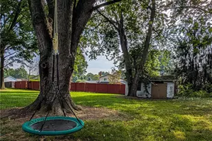 8636 Camelot Ave NW, Canal Fulton, OH 44614 - Photo 23