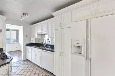 12900 Lake Avenue #1624, Oakwood, OH 44107 - Photo 13