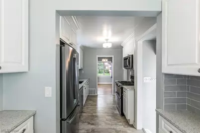 29 Davenport Avenue, Akron, OH 44312 - Photo 7