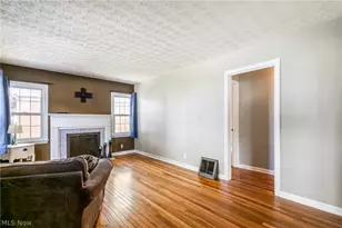 29 Davenport Ave, Akron, OH 44312 - Photo 13
