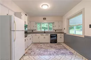 4216 State Rd, New Franklin, OH 44319 - Photo 9