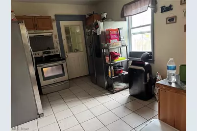 414 Kirn Avenue, Akron, OH 44304 - Photo 5