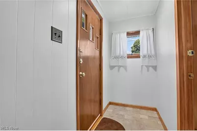 205 Leatherwood Street, Cambridge, OH 43725 - Photo 7