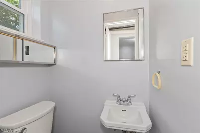 1574 Lee Terrace Drive, Wickliffe, OH 44092 - Photo 17