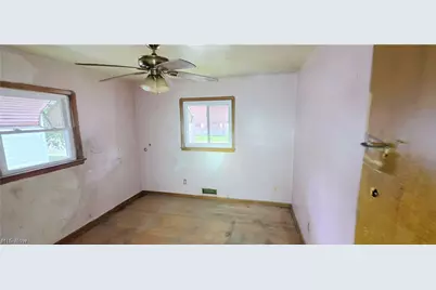 13450 Kirton Avenue, Loveland, OH 44135 - Photo 9