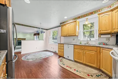 8508 Kellydale Street NW, Massillon, OH 44646 - Photo 11